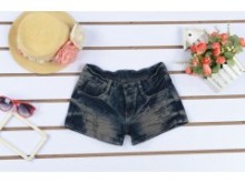 春夏装热销单品 弹力牛仔裤与个性短裤的批发商机